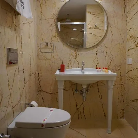 Kivrakzade (adults Only)